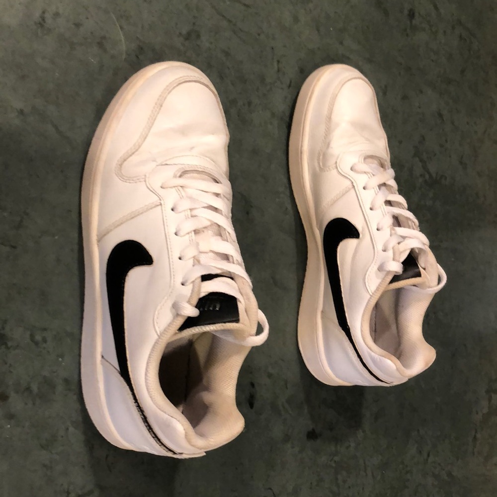 Nike Air Force - excellent condition. Mens size 7.5